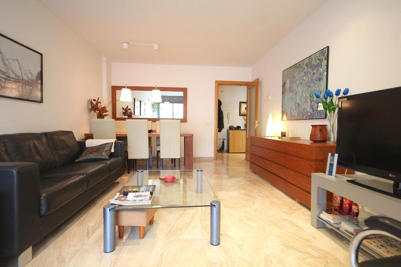Ca L'Anna - Holiday Apartment Tremp Værelse billede