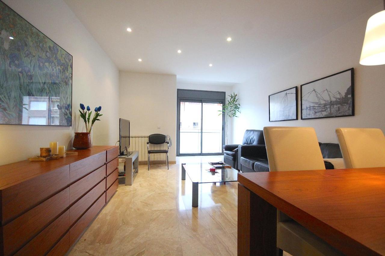 Ca L'Anna - Holiday Apartment Tremp Værelse billede